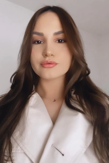 Selfie gallery profile picture of Dalia