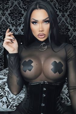Mistress Nattasha Black profile picture at this London escort agency 