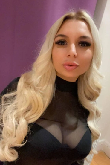 Tiffanys selfie gallery profile picture