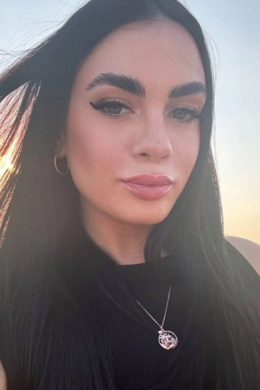 Blossoms profile picture for the selfie gallery
