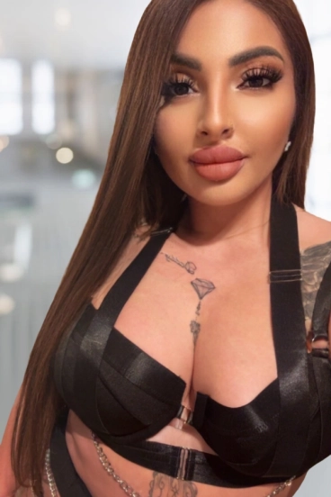Selfie gallery profile picture of Diandra at this escort agency
