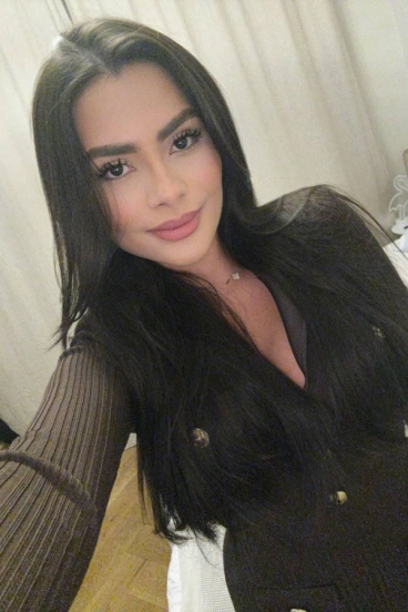 Selfie gallery profile picture of Gabby