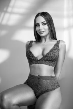Profile picture of an escort named Selene