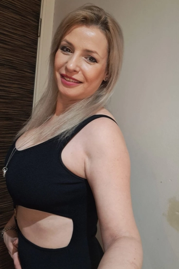Selfie gallery profile picture of Natasha at this escort agency