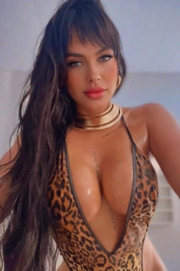 Selfie gallery profile picture of Gabriella at this escort agency