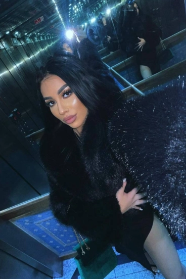 Bella glamorous selfie in black fur coat, Dior Escorts girl