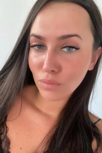 Asia has sent us this new selfie 