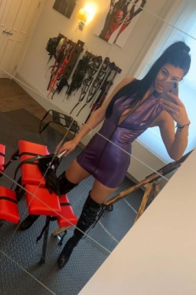 Check out this sexy dominatrix selfie 