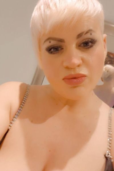 New selfie from Pink 