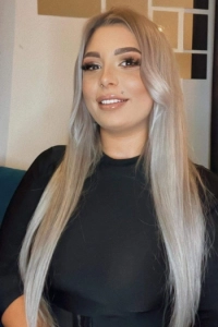 A selfie of Jude in a black jumper 
