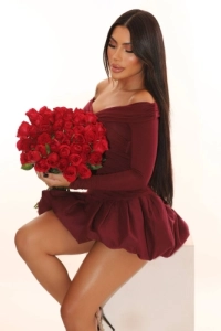 Candida looks sexy dressed in red 