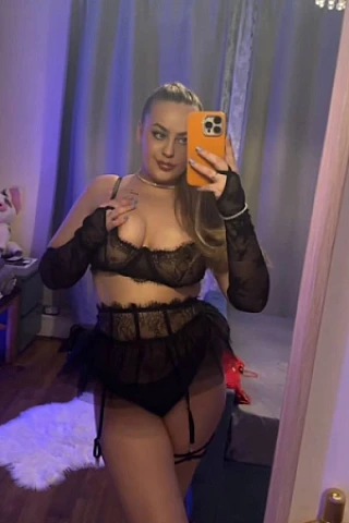 Alenka — Bond Street escort