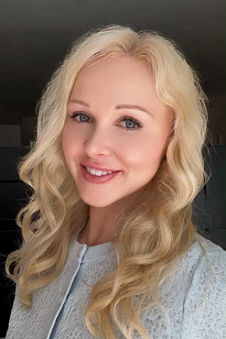 Veronika — Gloucester Road escort