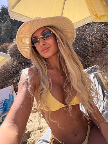 Giulia — Gloucester Road escort