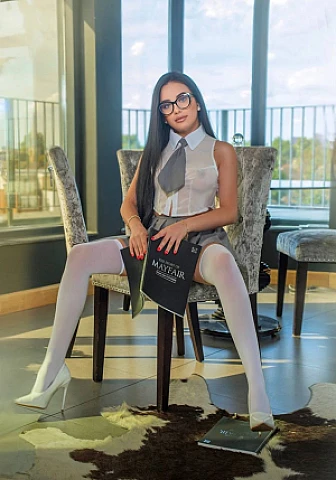 Miray — Green Park escort