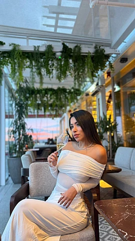 Tori — Fitzrovia escort